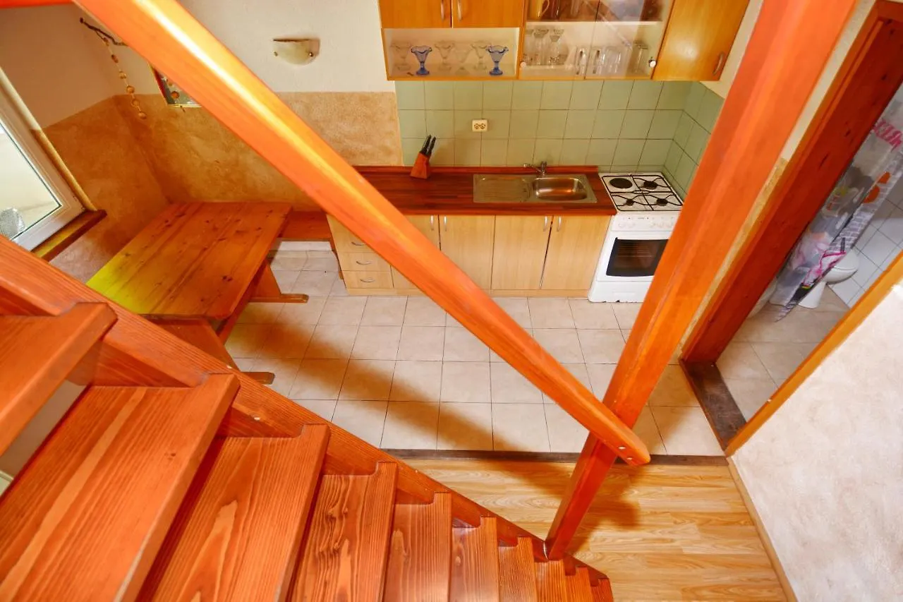 Apartmani Nina Tkon Apartment