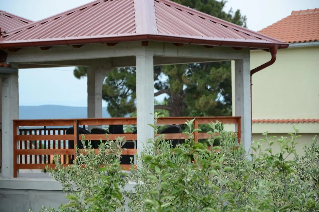Apartmani Nina Tkon Apartment